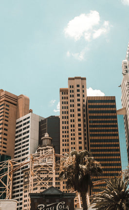 Ciudades en la hiperrealidad